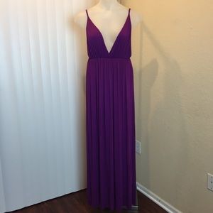 Boohoo Anne Plunge Sweeping Maxi Long Dress